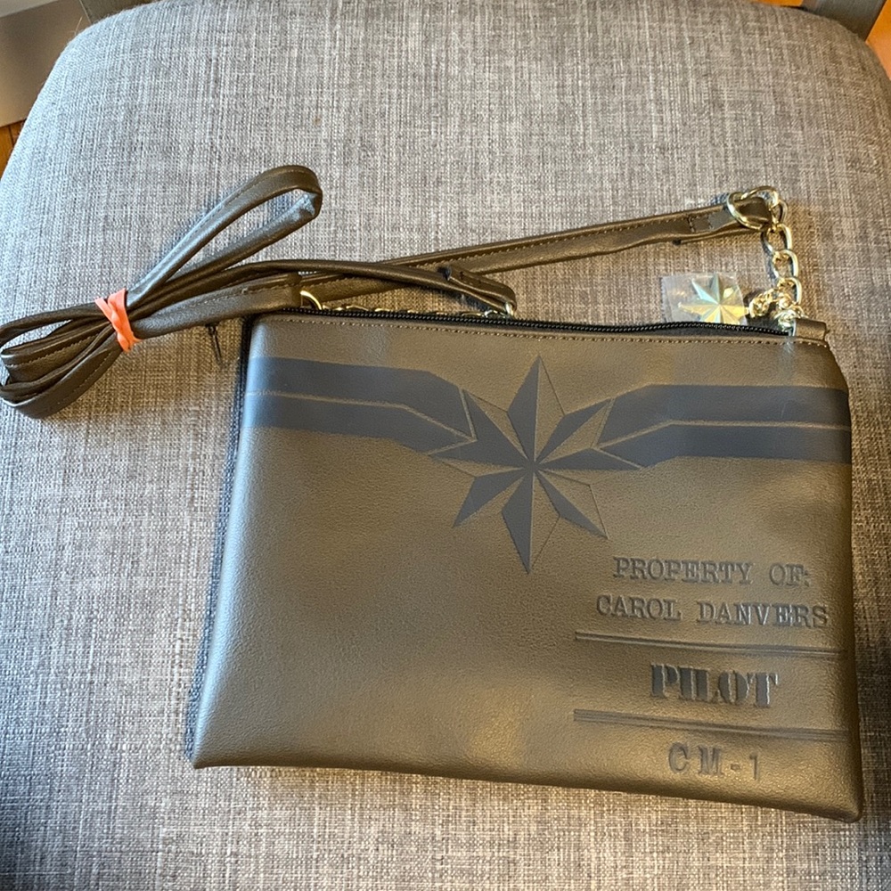 Disney Captain Marvel - Property of Carol Danvers Pilot crossbody bag